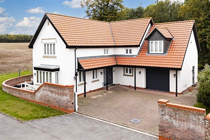 4 Bedroom Detached House For Sale In Manor Fields, West Ella, HU10