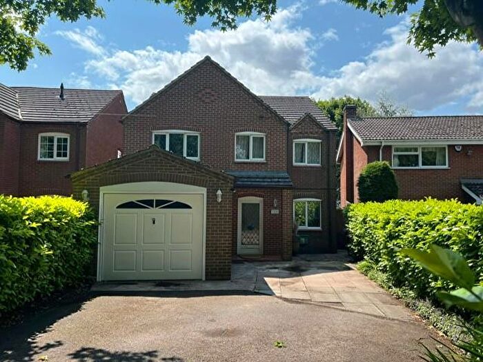 4 Bedroom Detached House For Sale In Burton Road, Midway, DE11