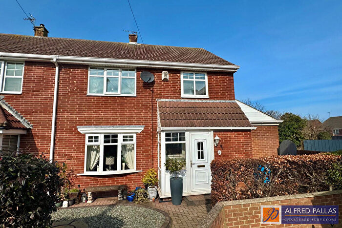 4 Bedroom Semi Detached House For Sale In Souter View, Whitburn, SR6