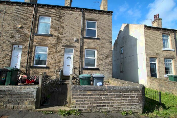 4 Bedroom Terraced House To Rent In Mary Street, Wyke, BD12