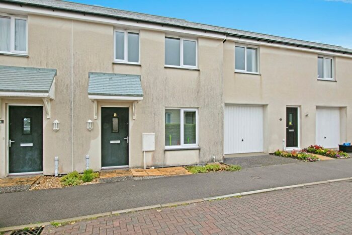 2 Bedroom Semi-Detached House For Sale In Pengelly Close, Carnon Downs, Truro, Cornwall, TR3
