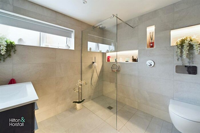 3 Bedroom Detached Bungalow For Sale In Lindsay Park, Burnley, BB10
