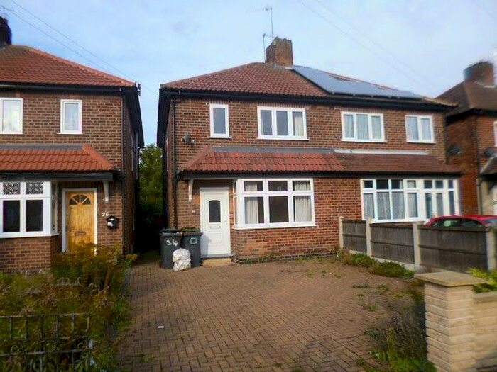 3 Bedroom Semi-Detached House To Rent In Warwick Avenue, Beeston, NG9