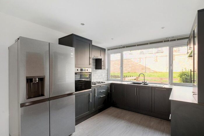 3 Bedroom End Of Terrace House To Rent In Priory Crescent, London, SE19