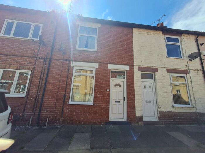 3 Bedroom Terraced House To Rent In Regent Street, Castleford, WF10