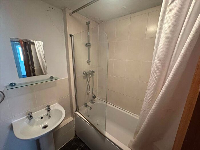 2 Bedroom Apartment To Rent In Jason Street, Liverpool, Merseyside, L5