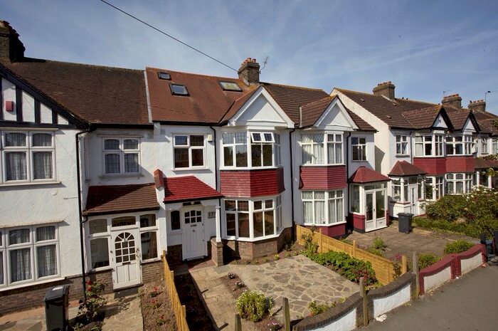 1 Bedroom Flat To Rent In Green Lane, Norbury SW16