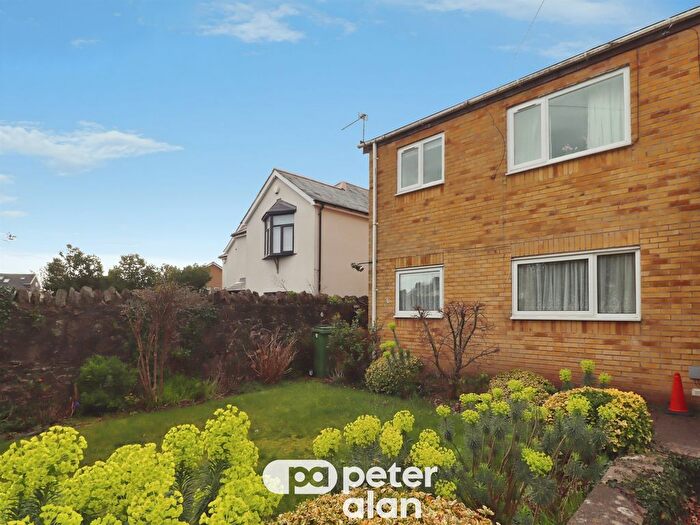 2 Bedroom Flat For Sale In St Francis Court, Cardiff, CF14