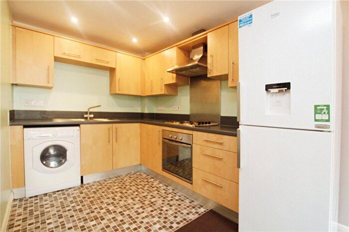 1 Bedroom Apartment For Sale In Yeoman Close, Ipswich, Suffolk, IP1