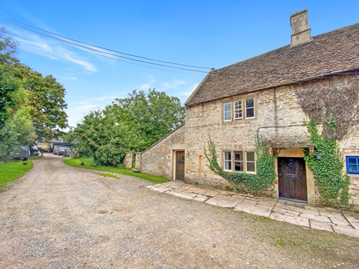 3 Bedroom House To Rent In Great Chalfield, Broughton Gifford, Melksham, SN12