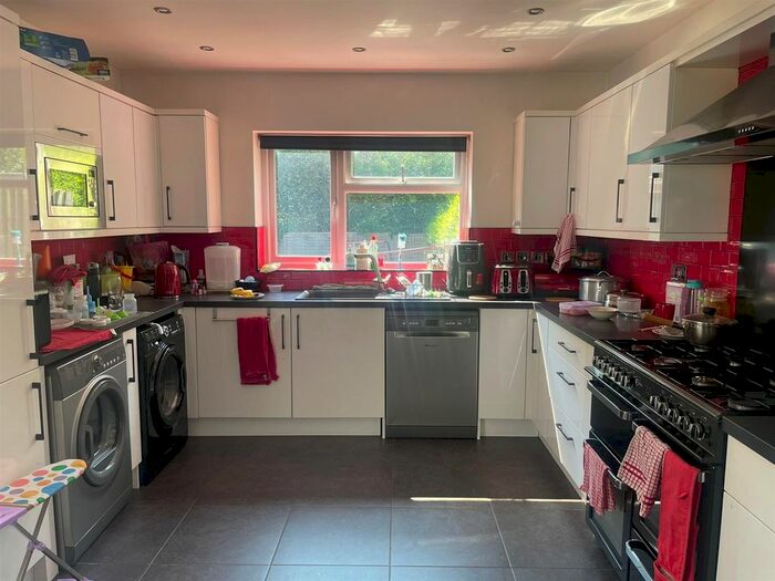 5 Bedroom Property To Rent In Hallewell Road, Edgbaston, Birmingham, B16