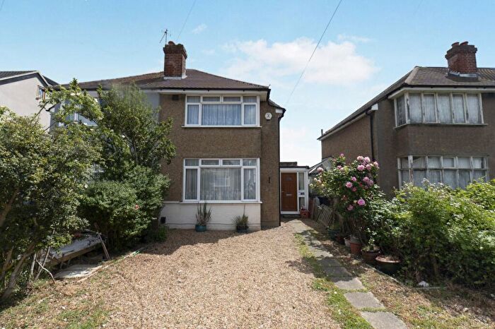 2 Bedroom Semi Detached House For Sale In Cedarcroft Road, Chessington, KT9