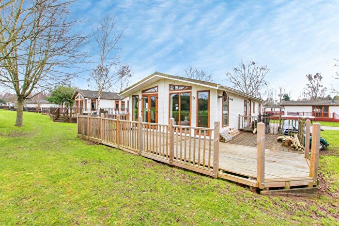 2 Bedroom Lodge For Sale In Kirkgate, Tydd St. Giles, Wisbech, PE13