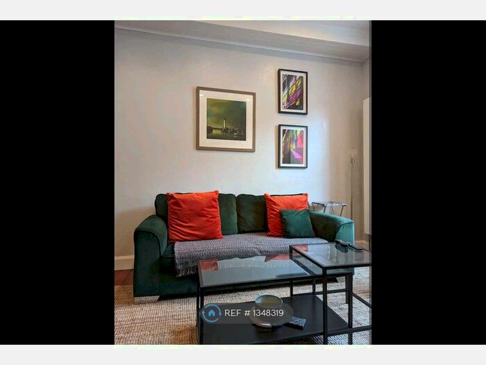 2 Bedroom Flat To Rent In Prince Regent Street, Edinburgh, EH6