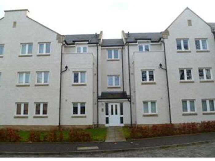 2 Bedroom Flat To Rent In St David's Gardens, Dalkeith, EH22