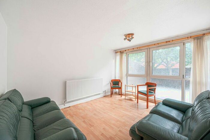 1 Bedroom Flat To Rent In Malden Road, Chalk Farm, London, NW5