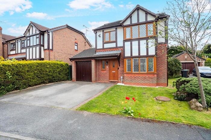 3 Bedroom Detached House For Sale In Wike Ridge Avenue, Leeds, West Yorkshire, LS17
