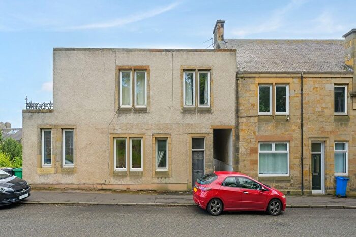 3 Bedroom Flat For Sale In Hope Street, Inverkeithing, KY11