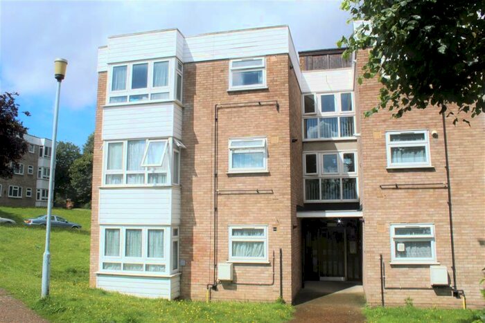 1 Bedroom Apartment To Rent In Grove Road, Bexleyheath, Kent, DA7