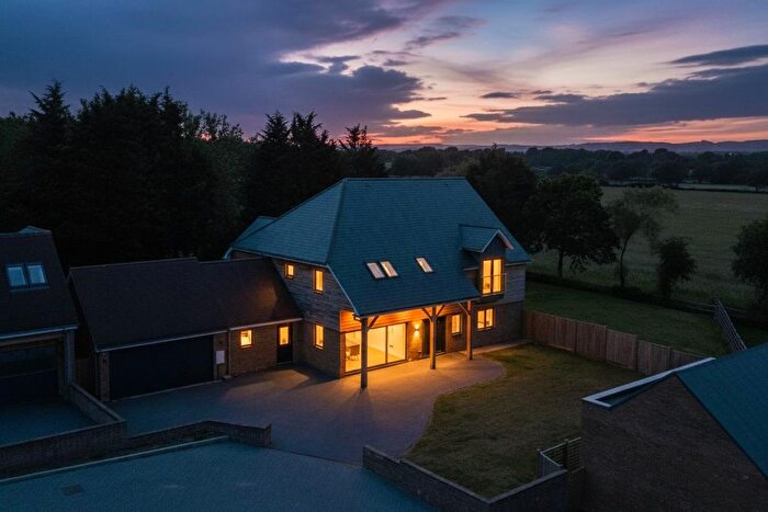 5 Bedroom Detached House For Sale In Oak View Place, Worth Lane, Little Horsted, TN22