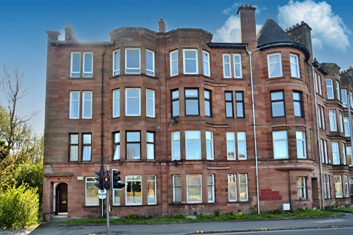 2 Bedroom Flat To Rent In Carmunnock Road, Kings Park, Glasgow, G44