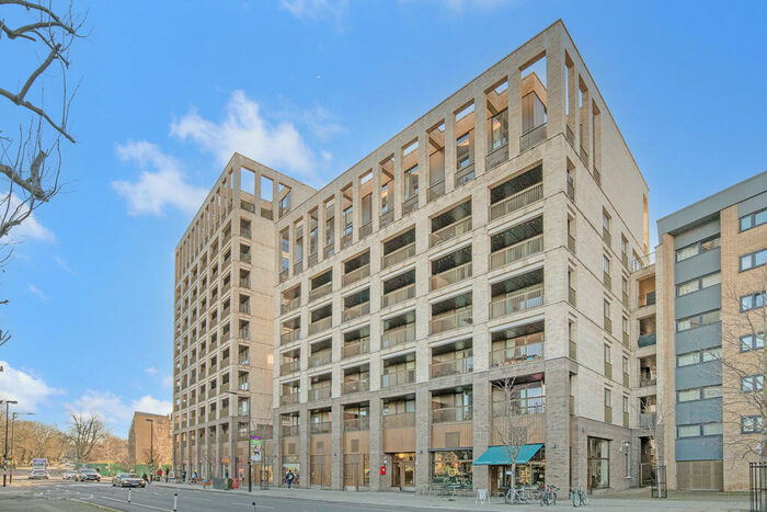 2 Bedroom Apartment To Rent In Green Lanes, London, N4