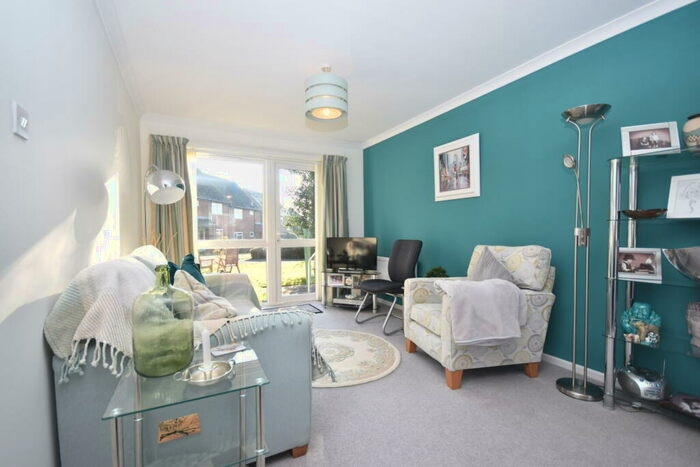 2 Bedroom Apartment To Rent In De Bohun Court, Saffron Walden, Essex, CB10