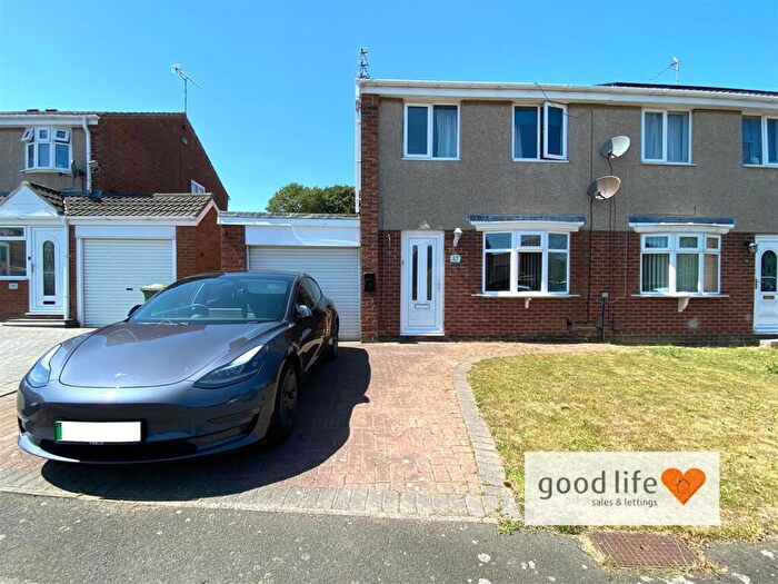 3 Bedroom House For Sale In Deaconsfield Close, Chapel Garth, Sunderland, SR3