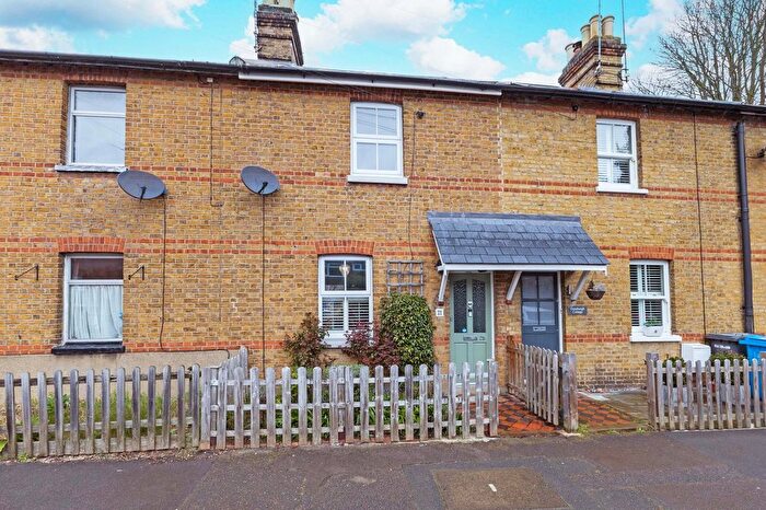 2 Bedroom Terraced House For Sale In The Croft, Maidenhead, SL6