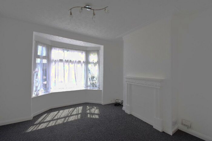 3 Bedroom Terraced House To Rent In Rosmead Street, Hull, HU9