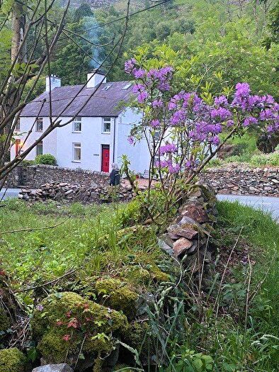 4 Bedroom Semi-Detached House For Sale In Betws Garmon, Caernarfon, Gwynedd, LL54