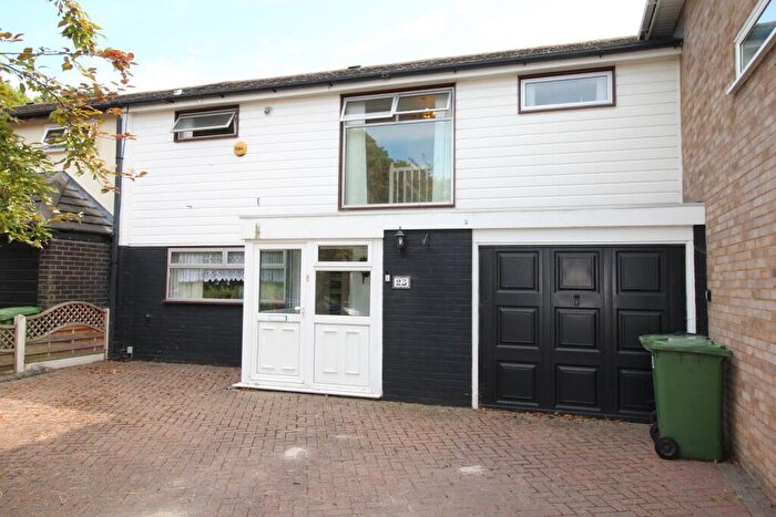 3 Bedroom Terraced House To Rent In Botelers, SS16