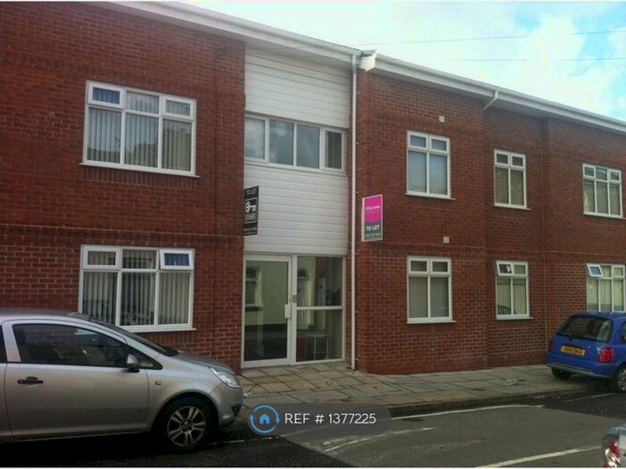2 Bedroom Flat To Rent In Goschen Street, Old Swan, Liverpool, L13