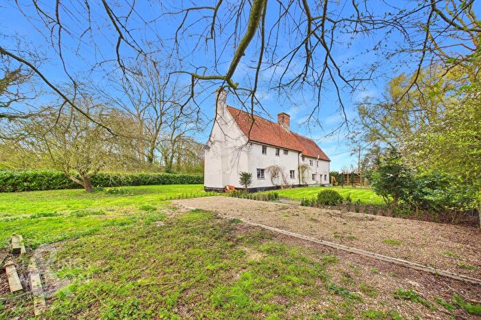 4 Bedroom Detached House For Sale In Top Road, Wingfield, Diss, IP21
