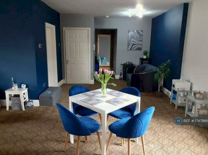 2 Bedroom Flat To Rent In Booth Grange, Bacup, OL13