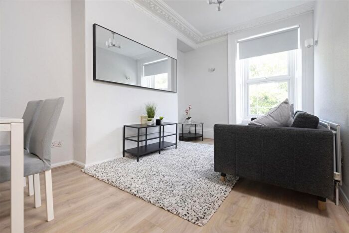 6 Bedroom Property To Rent In Springbank Road, Sandyford, Newcastle Upon Tyne, NE2