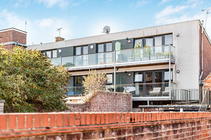 2 Bedroom Apartment For Sale In Abbey View House Stert Street, Abingdon, OX14