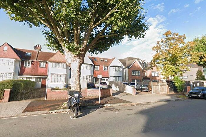 1 Bedroom Flat To Rent In Golders Green Road, London, NW11