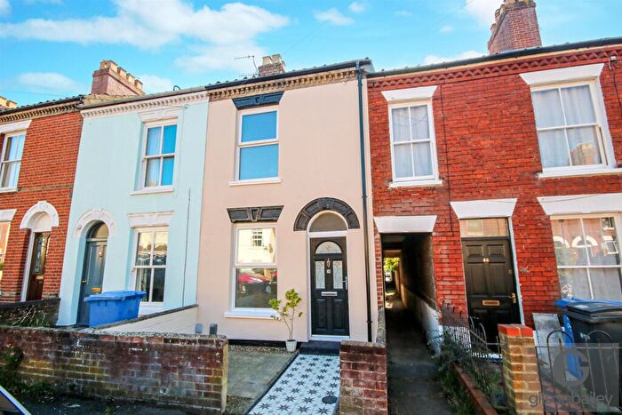 3 Bedroom Terraced House For Sale In Guernsey Road, Norwich, NR3