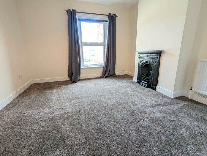 1 Bedroom Terraced House To Rent In Coldharbour Lane, Salisbury, SP2