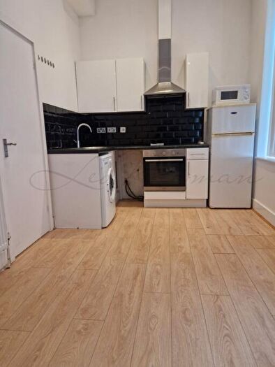 1 Bedroom Flat To Rent In High Street, Maidenhead, SL6