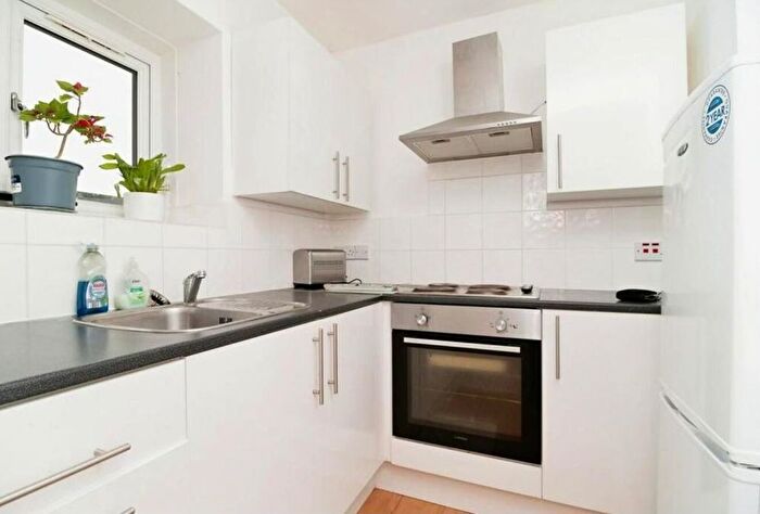 1 Bedroom Studio To Rent In Teviot Avenue, Aveley, South Ockendon, RM15
