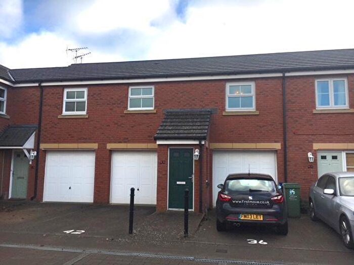 2 Bedroom Maisonette To Rent In Barley Leaze, Chippenham, SN14