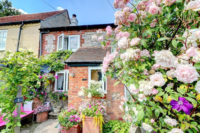2 Bedroom Terraced House For Sale In Lee Road, Saunderton Lee, Princes Risborough, HP27