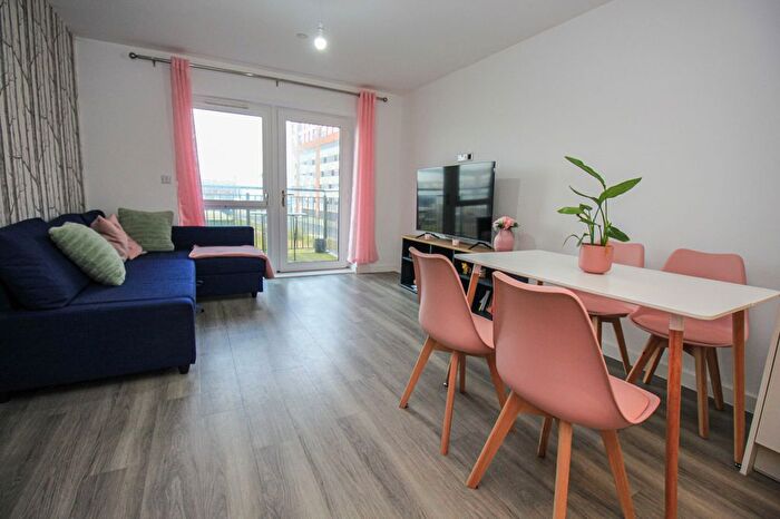 1 Bedroom Flat For Sale In Capstan Road, Centenary Quay, SO19
