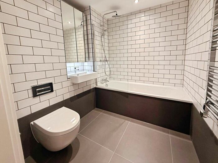 2 Bedroom Apartment To Rent In Burnt Mill, Harlow, CM20