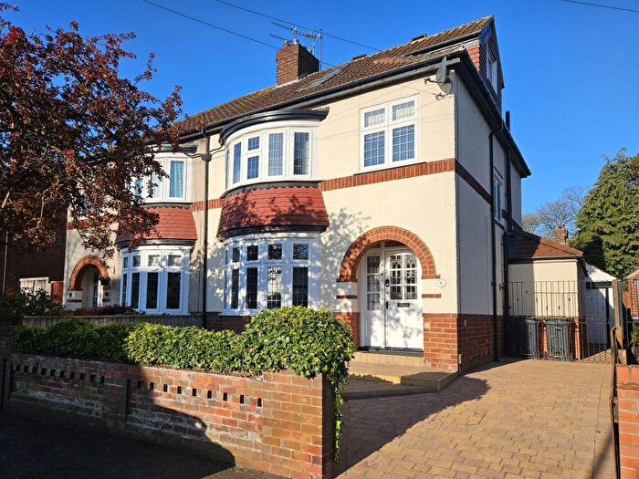 4 Bedroom Semi Detached House For Sale In Danesmoor Crescent, Darlington, DL3