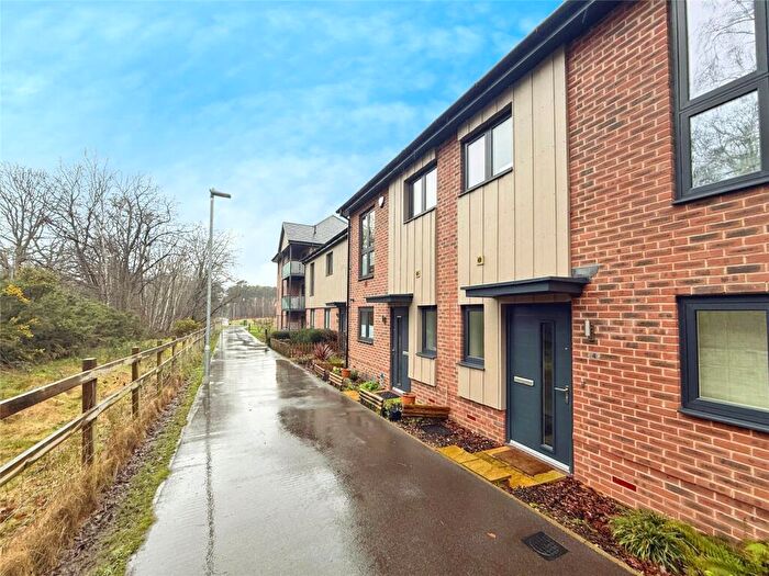 2 Bedroom Terraced House For Sale In Hollywood Place, Crowthorne, Berkshire, RG45