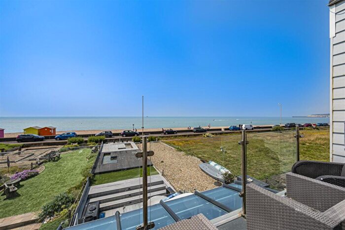 3 Bedroom House For Sale In Dane Close, Seaford, BN25