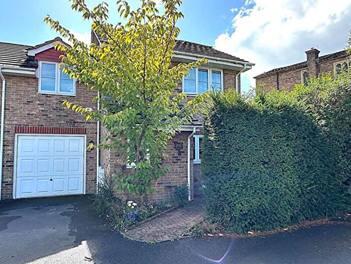 4 Bedroom Semi-Detached House To Rent In St. Marys Close, Aldershot, GU12